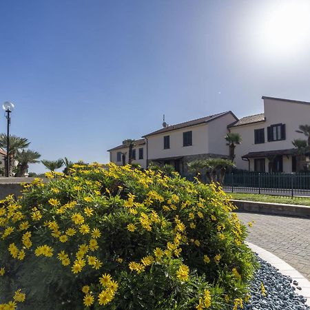 Apartment Le Margherite - Slr261 By Interhome Costarainera Екстериор снимка